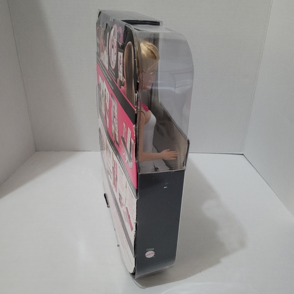 Barbie Fashion Design Maker RETIRED 2014 Brand New - Picture 3 of 5